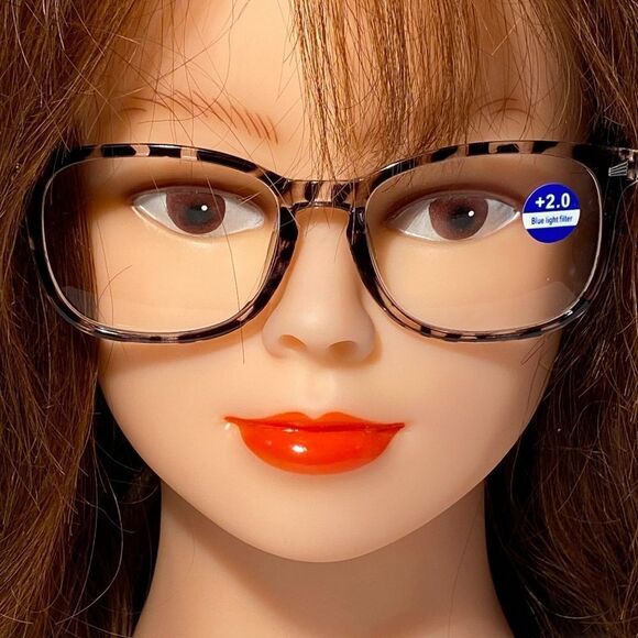 1503 Colette 2.0 Tortoise Reading Glasses Soft Butterfly Readers NWT - Picture 1 of 9